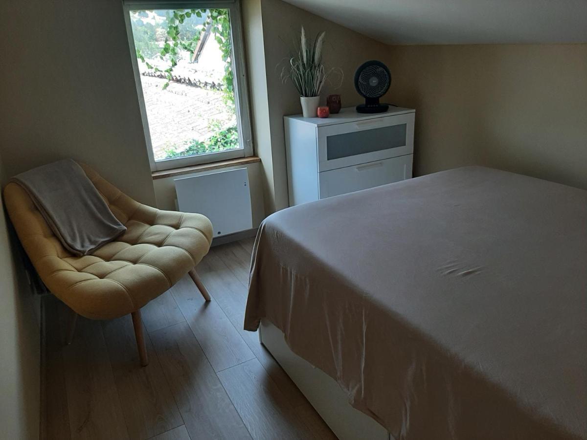 Logement Confortable Dans Residence Privee A Amplepuis Exteriér fotografie